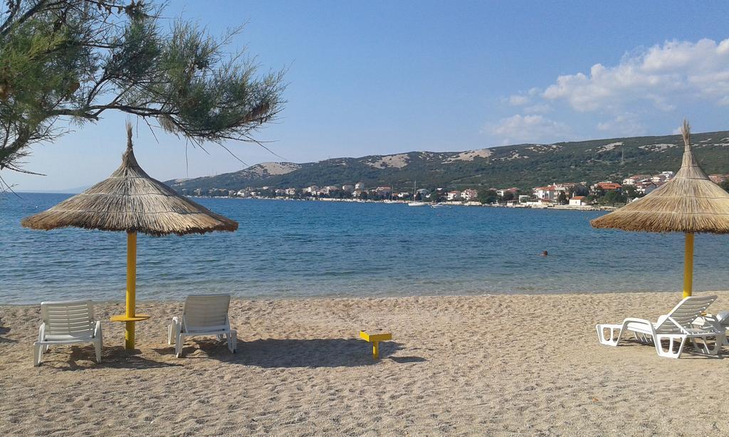 Apartment Silvija Novalja Εξωτερικό φωτογραφία