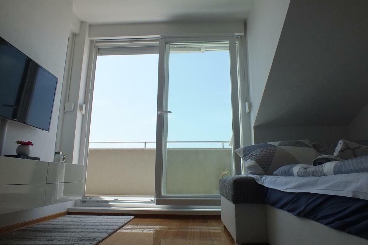 Apartment Silvija Novalja Εξωτερικό φωτογραφία