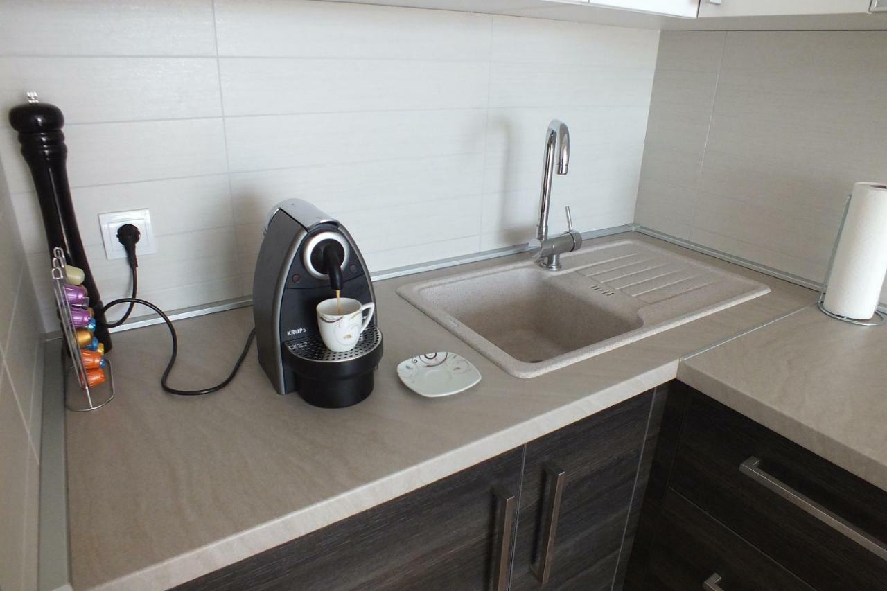 Apartment Silvija Novalja Εξωτερικό φωτογραφία