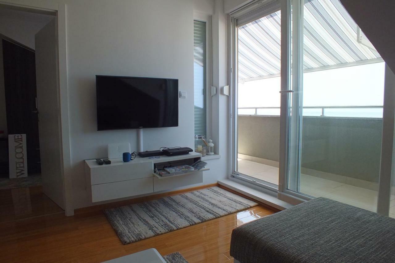 Apartment Silvija Novalja Εξωτερικό φωτογραφία